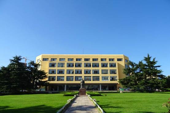 //xiaooushipin.com/__local/0/CE/41/6CFEB35091E771BE7CFA98619B4_6C57514A_14262.jpg